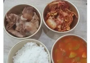 의견 갈린다는 5000원 식단.jpg