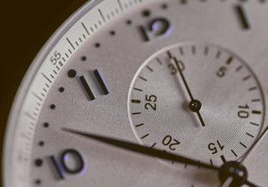 비트코인 약세 속 럭셔리 시계 시장 반등