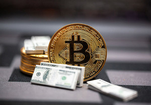 트럼프 관세 위협에 비트코인·달러 가격 재하락 주식 매도세 유발