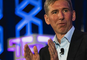 비트와이즈 CIO, 디파이 회복 강조하며 세일러 비트코인 상승 신호