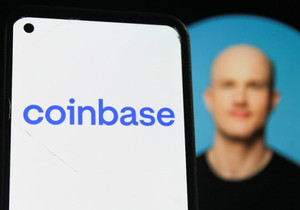 비트코인 8만 달러 붕괴, 코인베이스 주가도 함께 추락