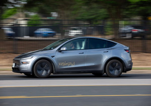 테슬라 로보택시 댈러스·휴스턴 확대 텍사스 3개 도시 운영