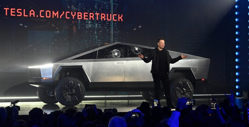 Teslas-Other-Offers--Cybertrucks-Surpris.jpeg