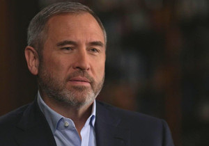 암호화폐 거대 세력 정치 지형 재편 대규모 자금 투입