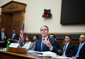 비트코인 6만7000달러 붕괴, 베센트 미국정부 은행 구조 불가 발언 여파