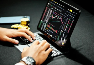 비트코인 75,000달러 선 하회 이더리움·솔라나·리플 동반 하락 유가 4년 최고치