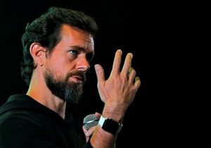 잭 도시의 블록, 전체 인력 10% 감축 추진