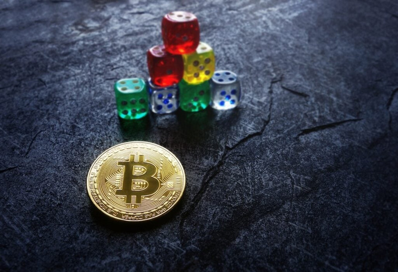 Gold-Bitcoin-And-Stacked-Dice----Cryptoc.jpeg