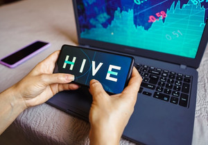 HIVE 디지털 성장 플라이휠 전략 비트코인 사이클 비종속