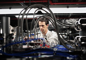 양자 컴퓨팅 물리학 비트코인 암호 위협