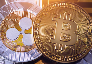 2025년 12월 XRP ETF 5억4000만 달러 순유입 비트코인 ETF 4억4300만 달러 유출